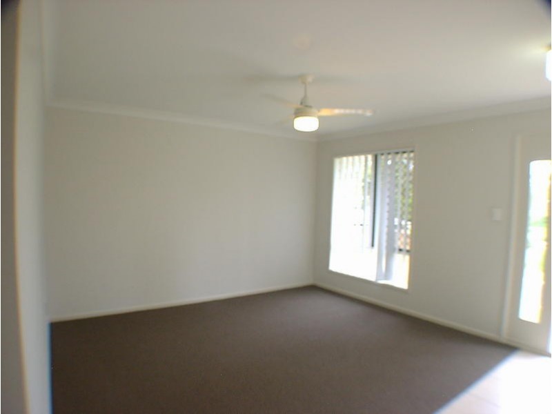 14 Bowen Place, Blackstone QLD 4304